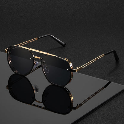 Classic Sunglasses – Timeless Design for Men and Women