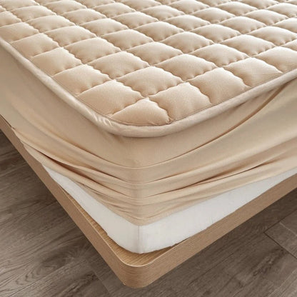 Luxurious Soft and Hygienic Mattress Cover